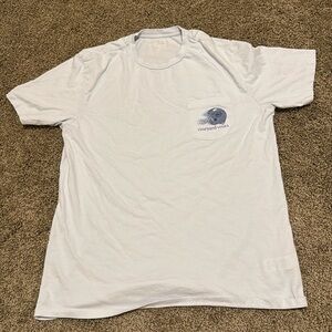 Men’s football vineyard vines tshirt